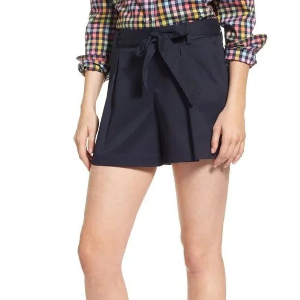 1901 Pleated Twill Bow Front Shorts